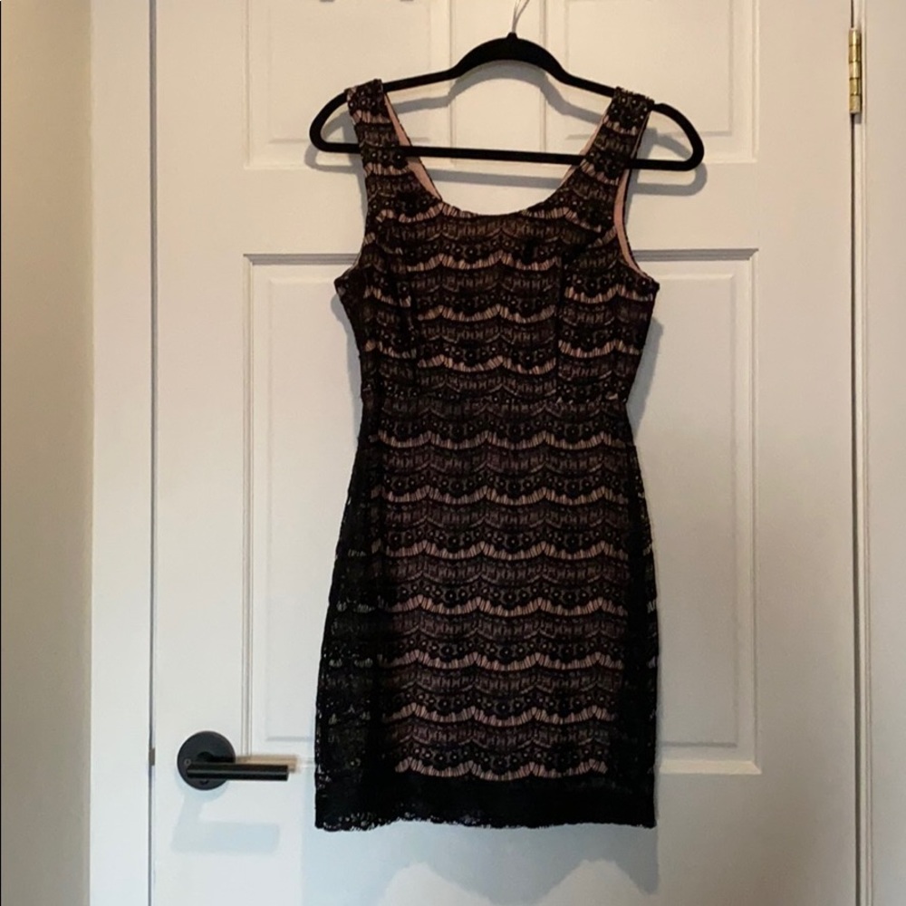 Forever 21 Black/Salmon lace dress Sz. S